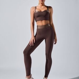 High-Waist Sculpting Leggings in Chocolate Brown